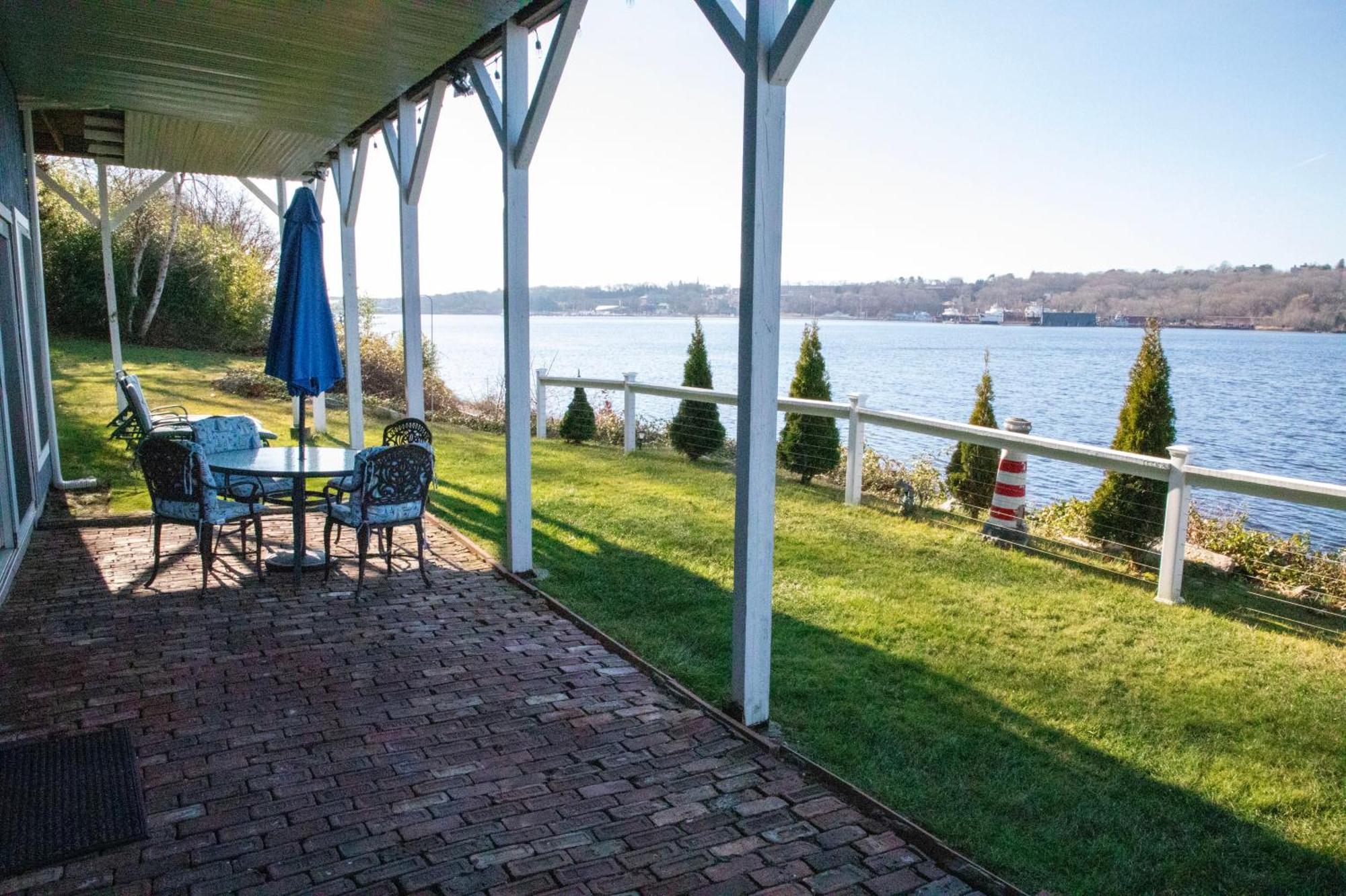 Waterfront Home With A View Groton Εξωτερικό φωτογραφία